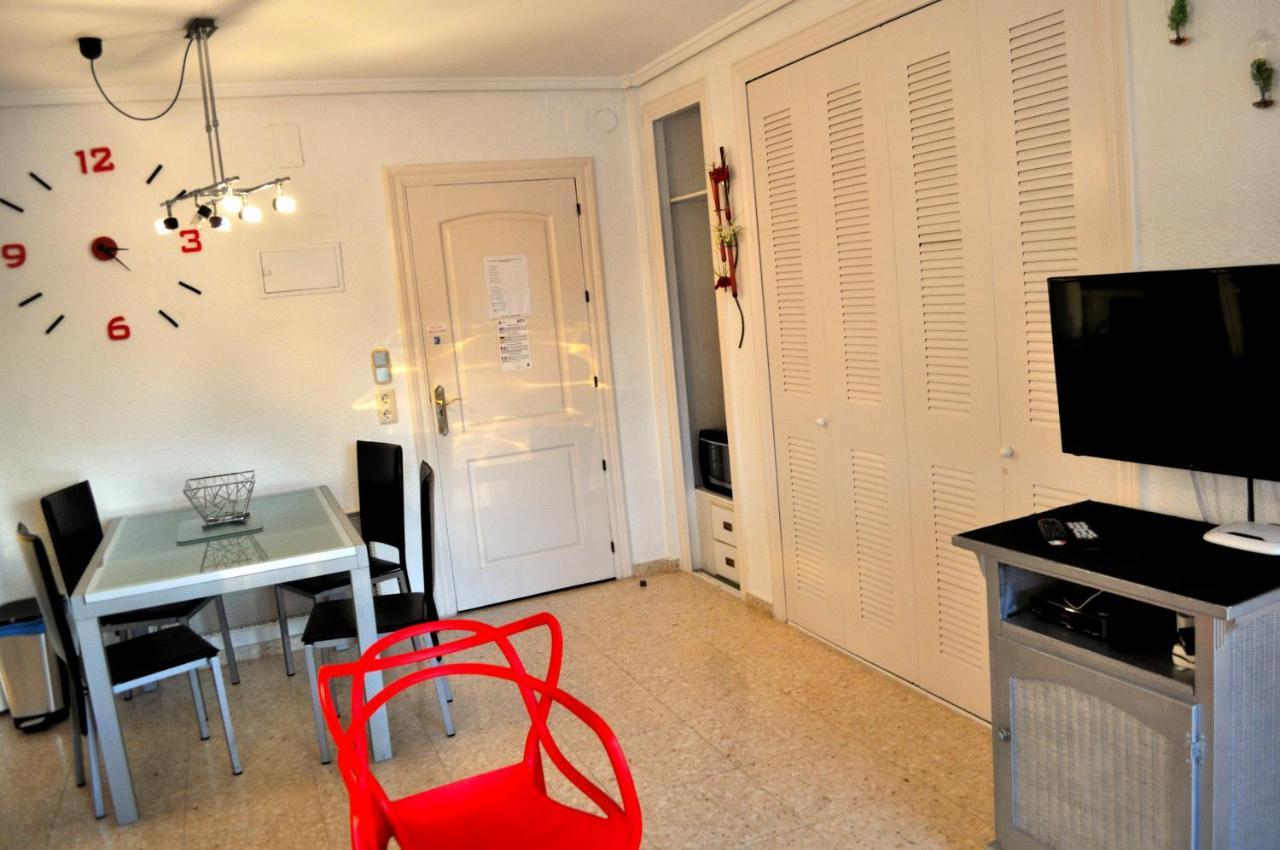 Apartment Retiro, 1 By Bookindenia *